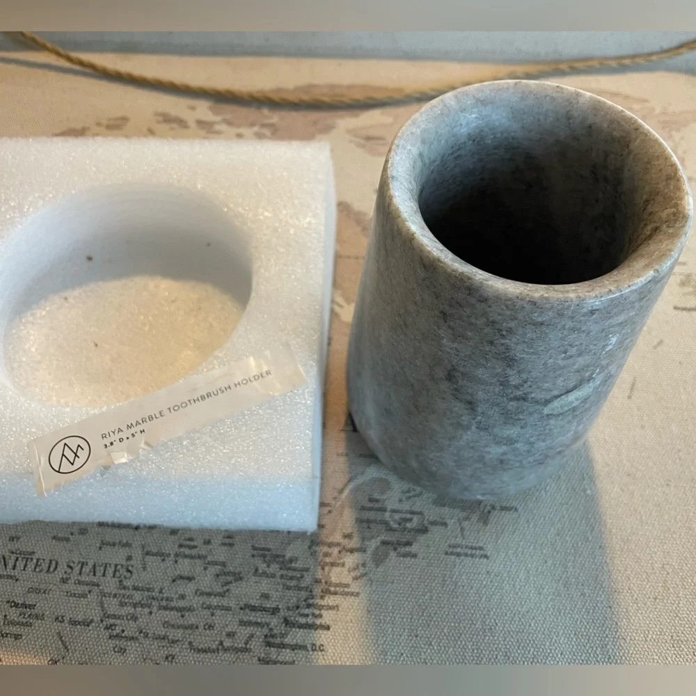 🆕NIB The Citizenry RIYA Marble Toothbrush Holder (open box/flaw)